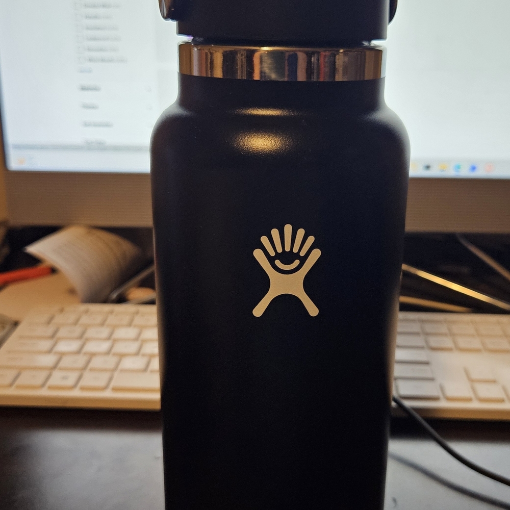 Hydro Flask 32oz Wide Mouth Black Water Bottle